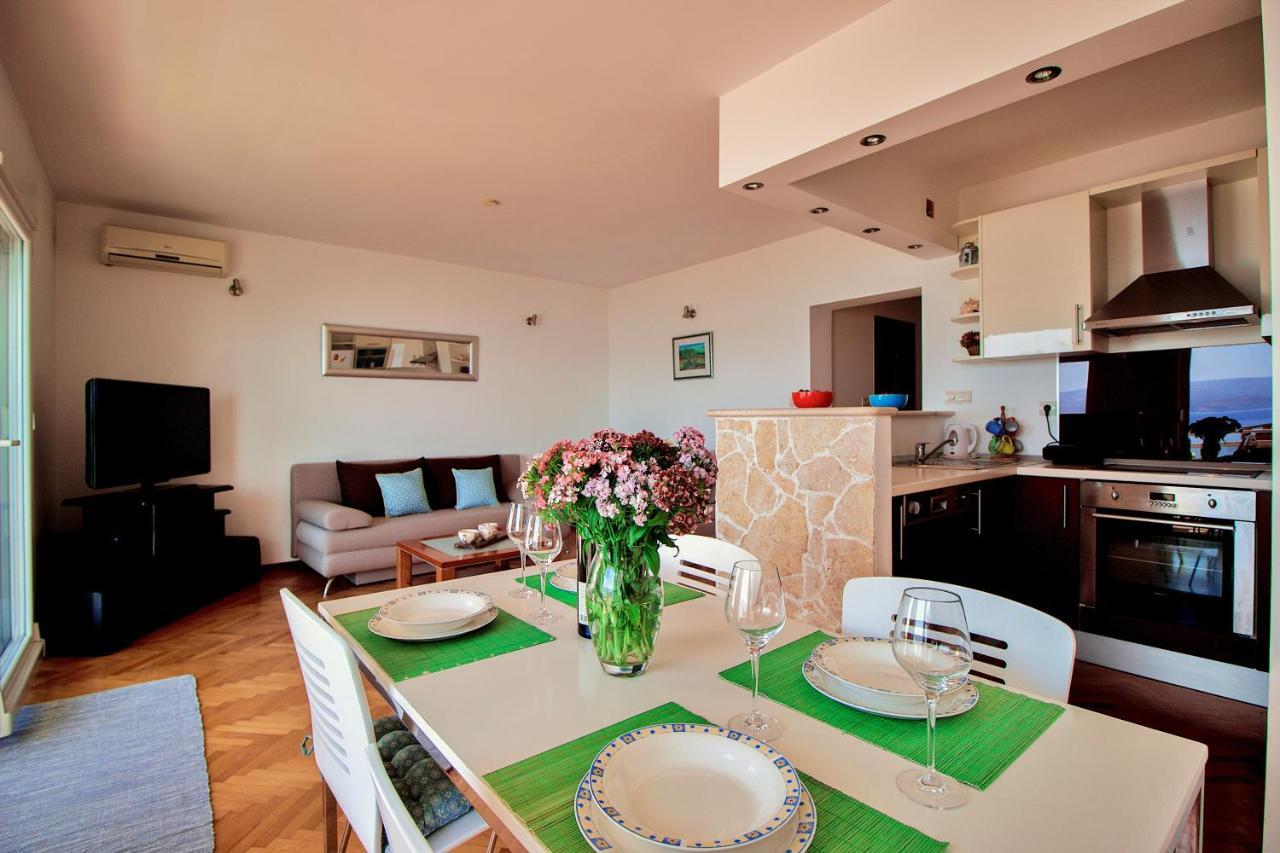 Sandy Beach Apartments Дуче Екстер'єр фото