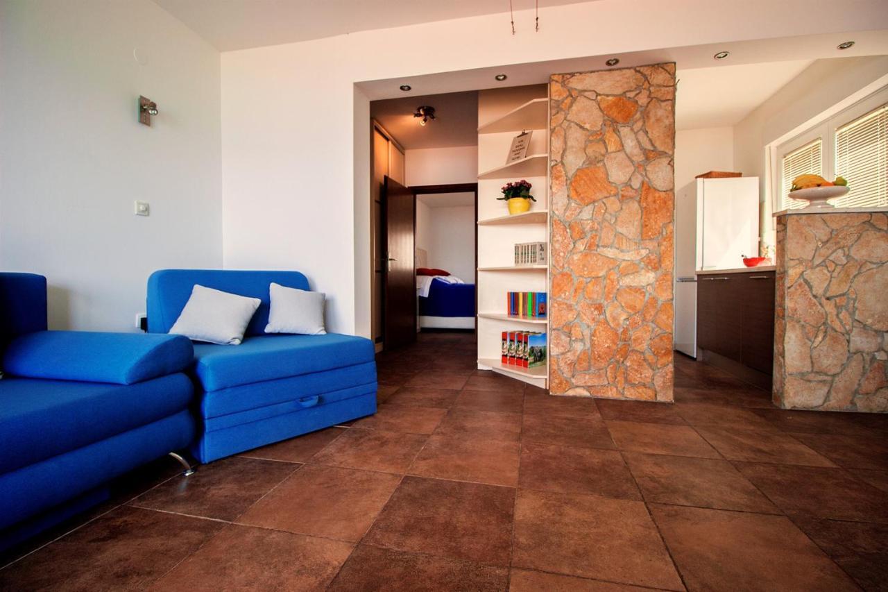 Sandy Beach Apartments Дуче Екстер'єр фото