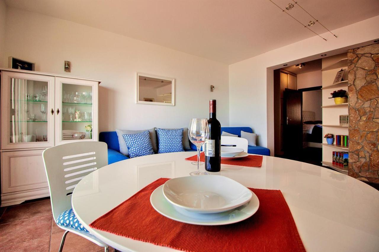 Sandy Beach Apartments Дуче Екстер'єр фото