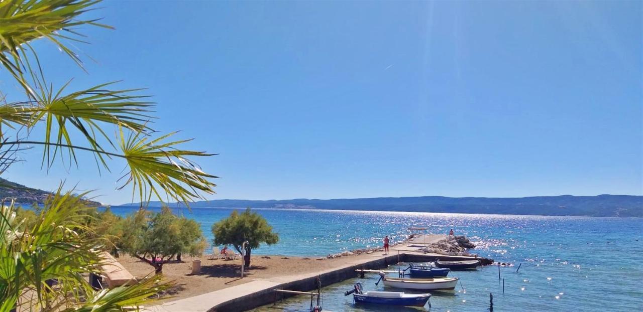 Sandy Beach Apartments Дуче Екстер'єр фото